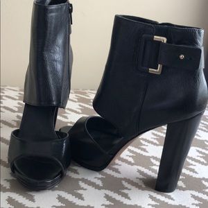 Never worn Nine West block heels